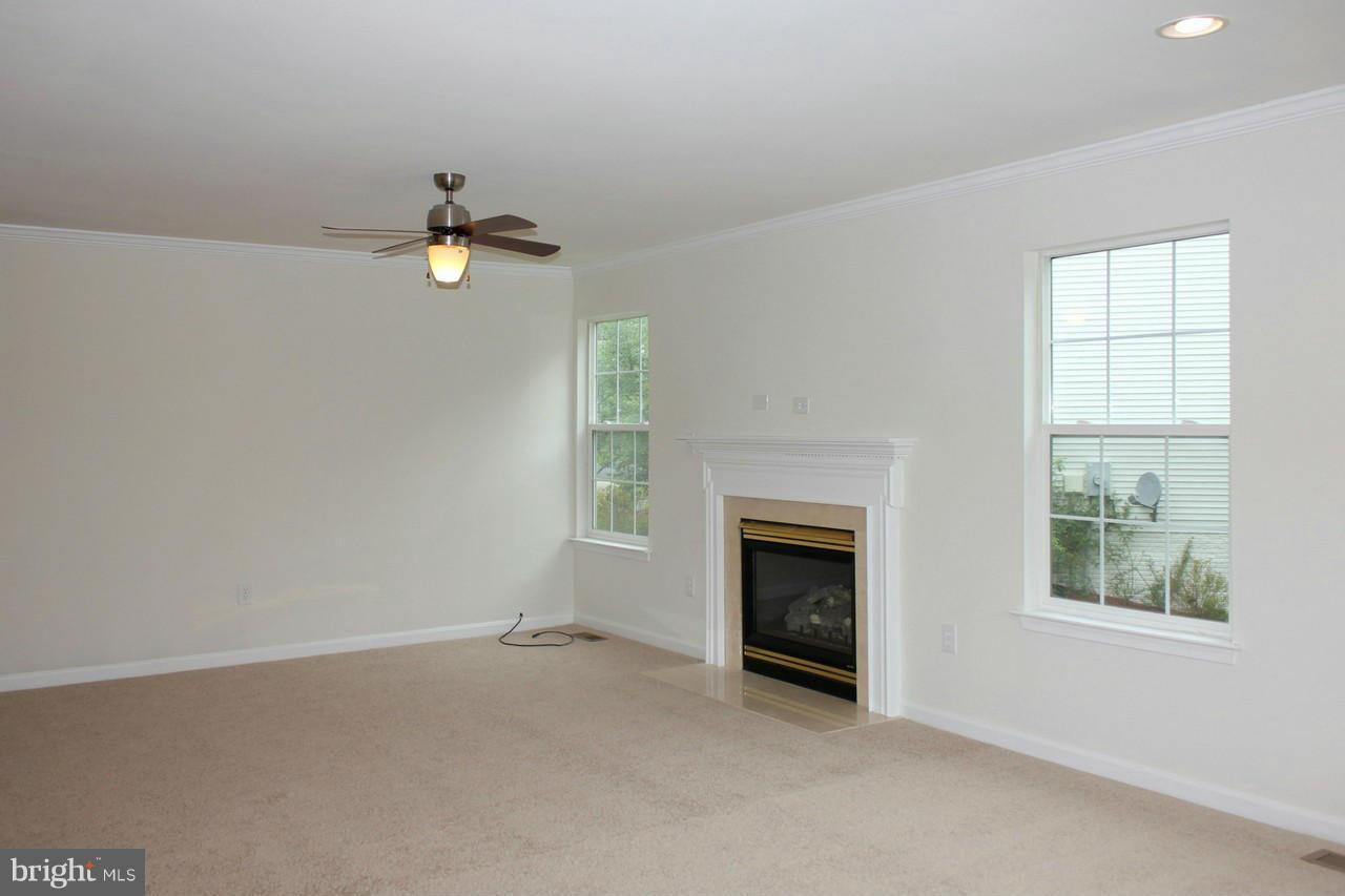 1909 Grey Castle Way Silver Spring, MD 20903 - Photo 22 of 27 Family Room