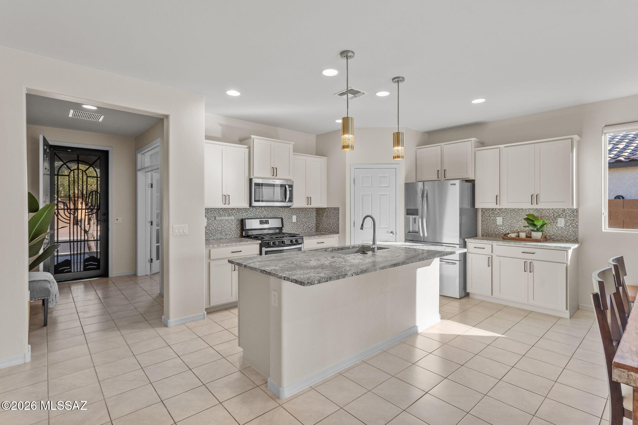 11899 North Raphael Way Tucson, AZ 85742 - Photo 9 of 36