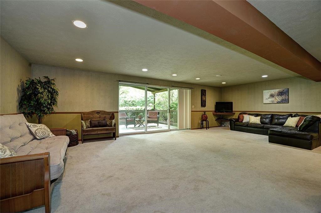 1510 Anderson Road Pittsburgh, PA 15209 - Photo 14 of 20