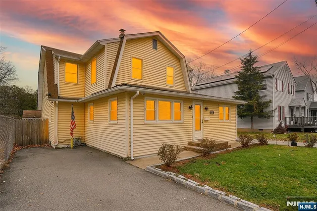 $549,900 | 32 Grove Street, Wanaque, NJ 07465