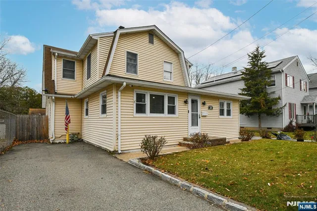 $549,900 | 32 Grove Street, Wanaque, NJ 07465