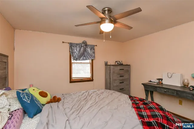 $549,900 | 32 Grove Street, Wanaque, NJ 07465