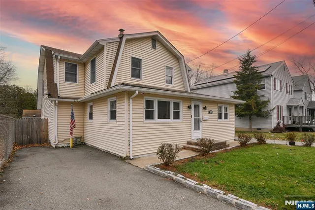$549,900 | 32 Grove Street, Wanaque, NJ 07465