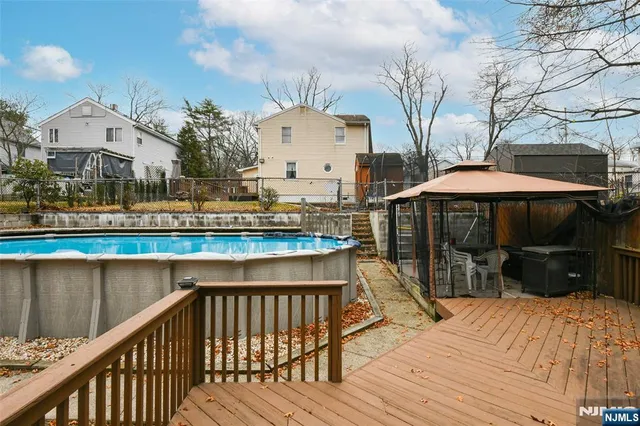 $549,900 | 32 Grove Street, Wanaque, NJ 07465