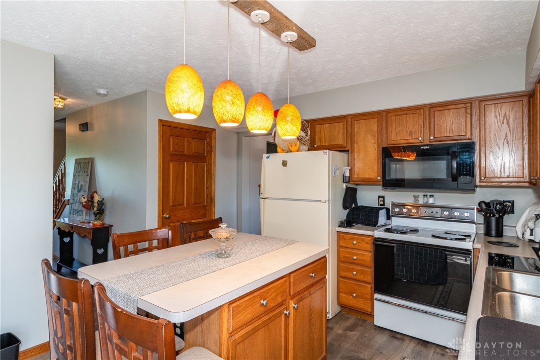 565 Friday Road West Manchester, OH 45382 - Photo 20 of 67 Gallery Image 20