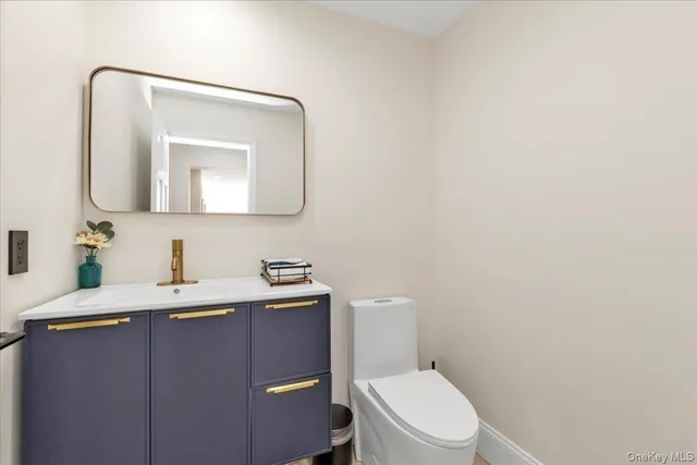 a view of a livingroom with a furniture