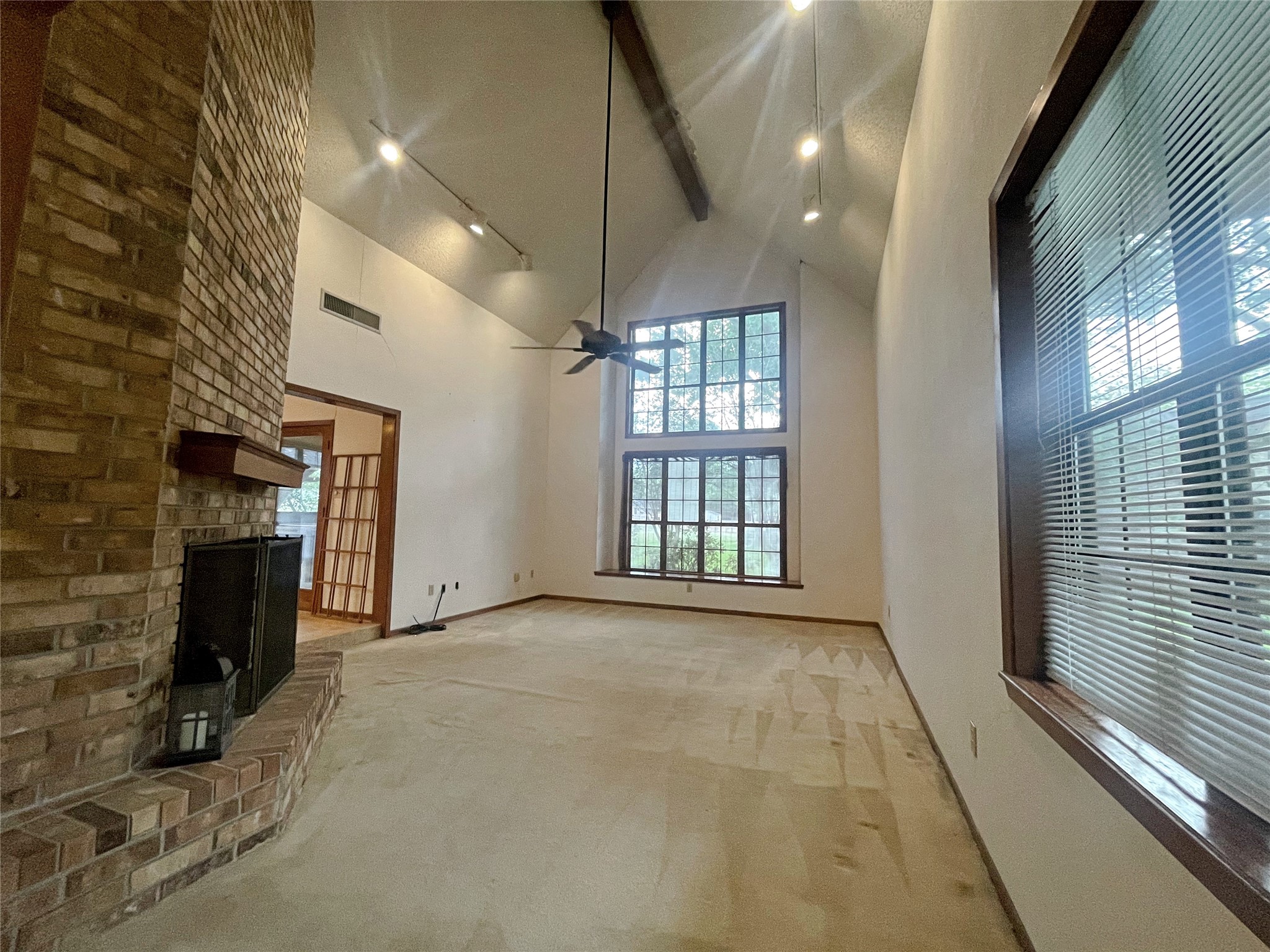 1000 Allison Street Brenham, TX 77833 - Photo 4 of 34 living from foyer