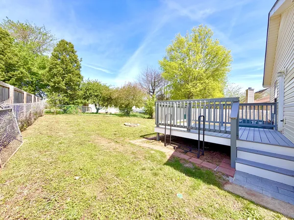 $1,595 | 1215 Marla Drive, Clarksville, TN 37042