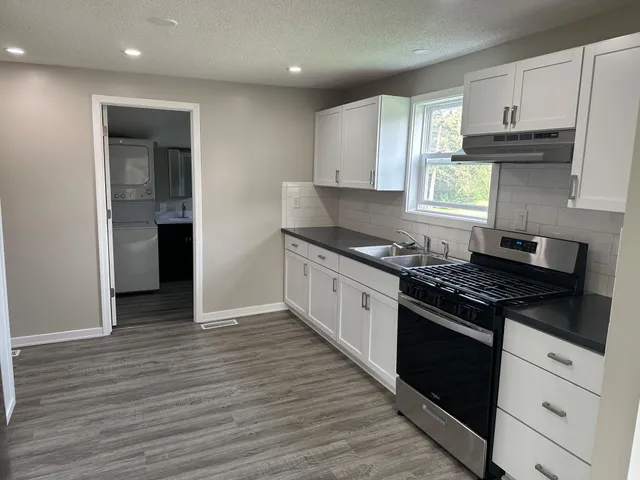 $199,900 | 204 Rossman Avenue, Detroit Lakes, MN 56501