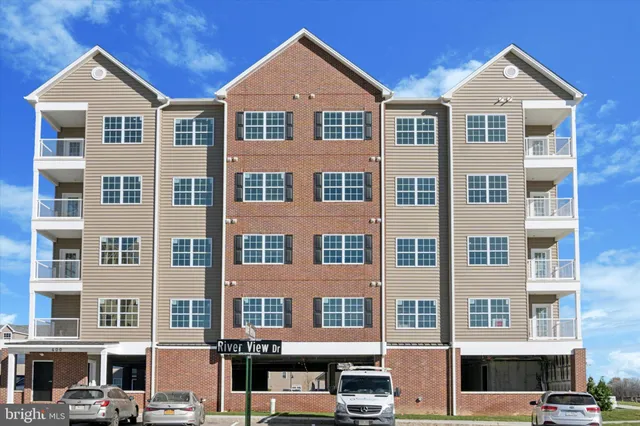 $439,200 | 16453 River View Circle, Bristol, PA 19007