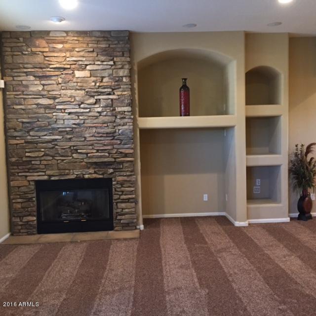 18396 West Piedmont Road Goodyear, AZ 85338 - Photo 7 of 56