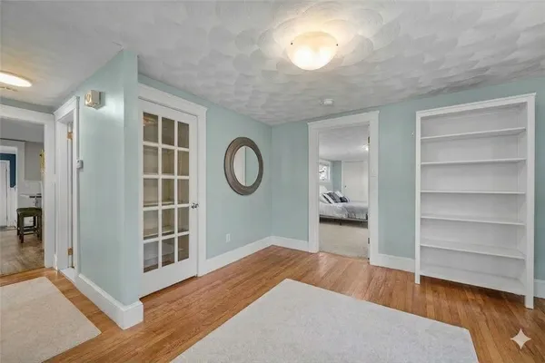 $2,500 | 5 Shippen Avenue, Warwick, RI 02888