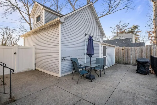 $2,500 | 5 Shippen Avenue, Warwick, RI 02888