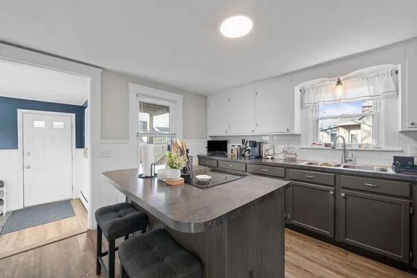 $2,500 | 5 Shippen Avenue, Warwick, RI 02888