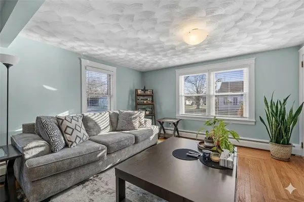 $2,500 | 5 Shippen Avenue, Warwick, RI 02888