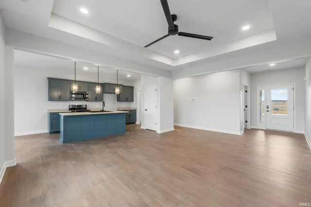 $369,900 | 1407 Tamalpais Drive, Fort Wayne, IN 46818