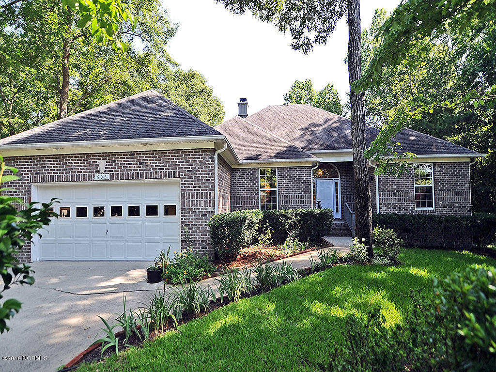602 Hughes Road Hampstead, NC 28443 - Photo 1 of 31 Immaculate brick home in sought after Washington Acres