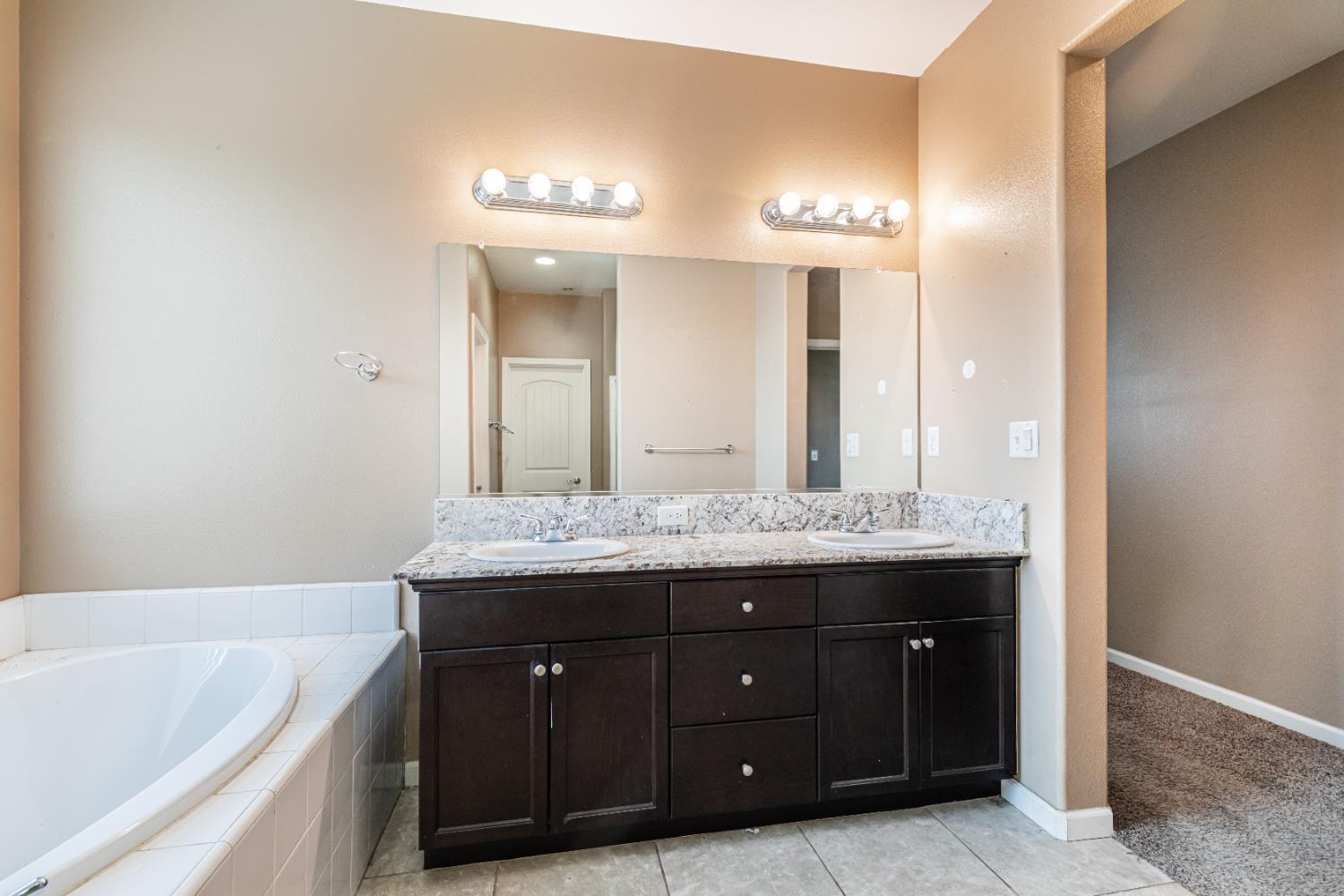 863 Legacy Drive Lemoore, CA 93245 - Photo 28 of 33