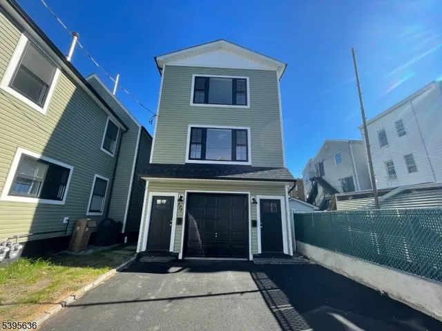 $2,700 | 119-121 Lewis Street, Unit 1, Paterson, NJ 07501