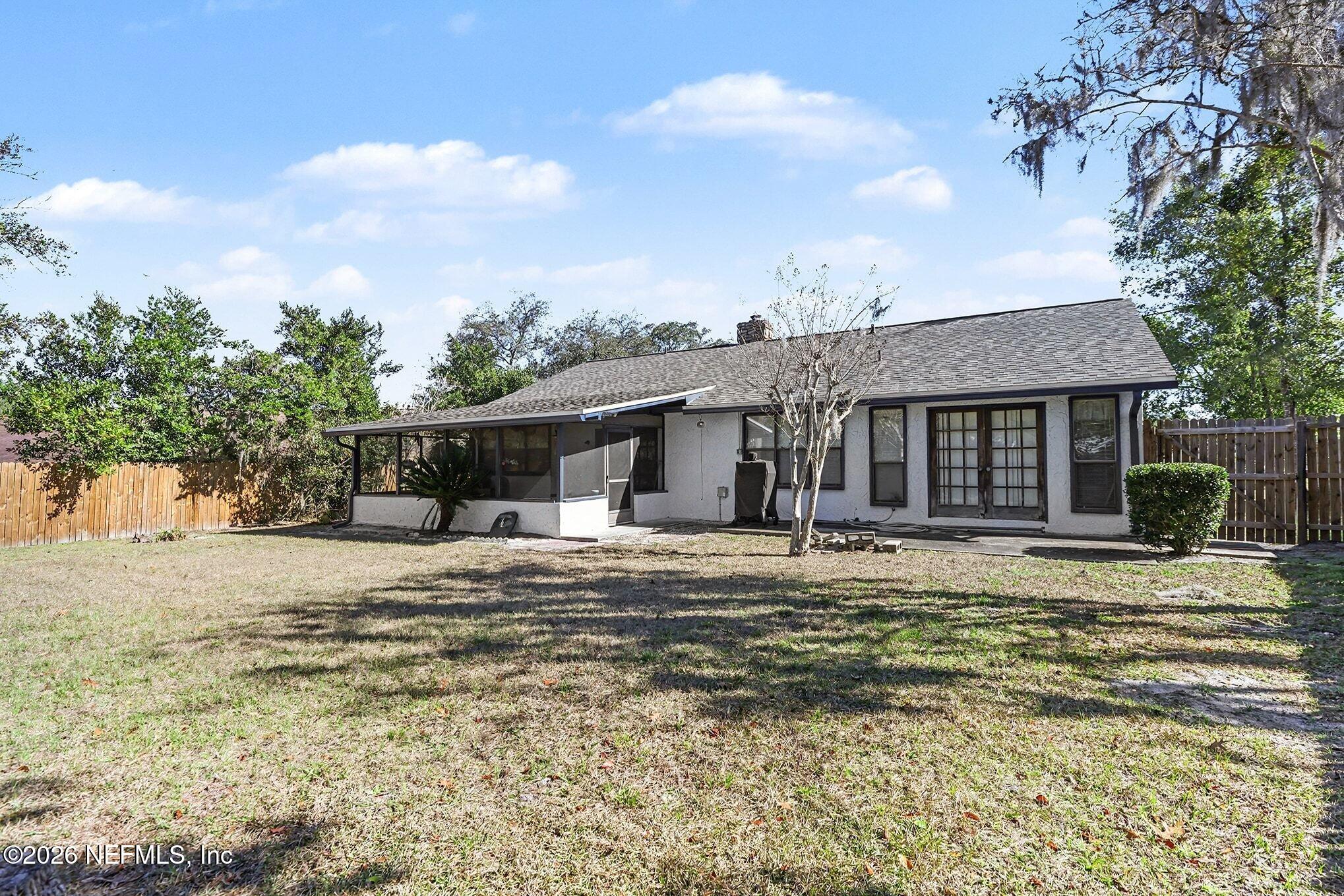 2551 Ridgecrest Avenue Orange Park, FL 32065 - Photo 24 of 28 029_file_2527