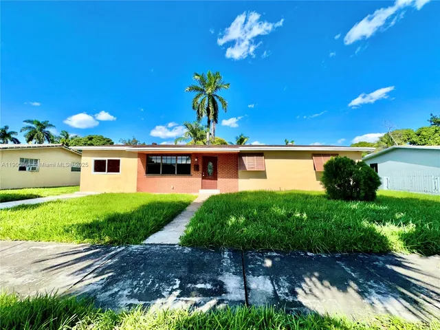 $435,000 | 51 Northwest 161st Street, Miami, FL 33169