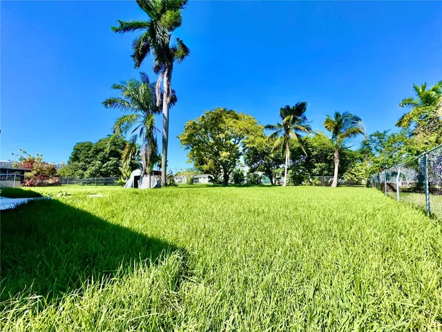 $435,000 | 51 Northwest 161st Street, Miami, FL 33169