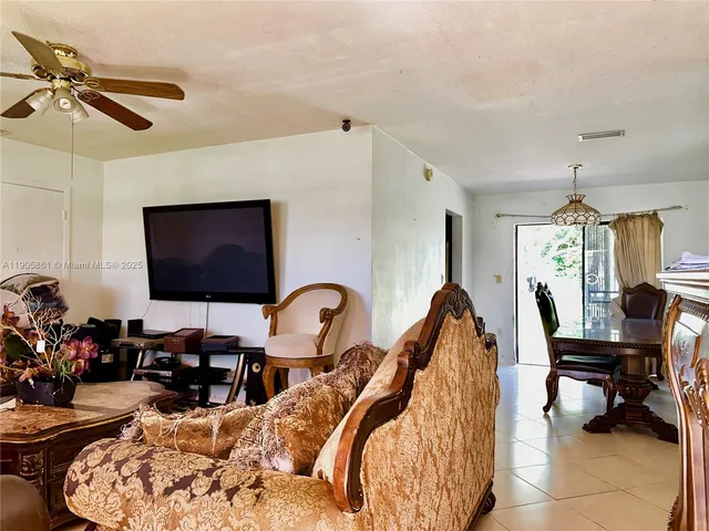 $435,000 | 51 Northwest 161st Street, Miami, FL 33169