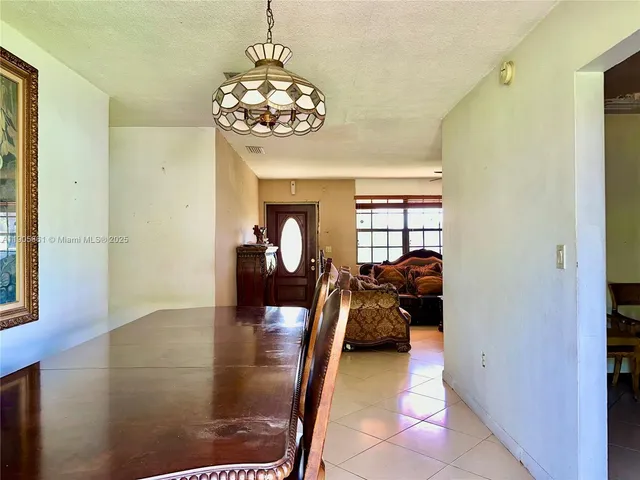 $435,000 | 51 Northwest 161st Street, Miami, FL 33169