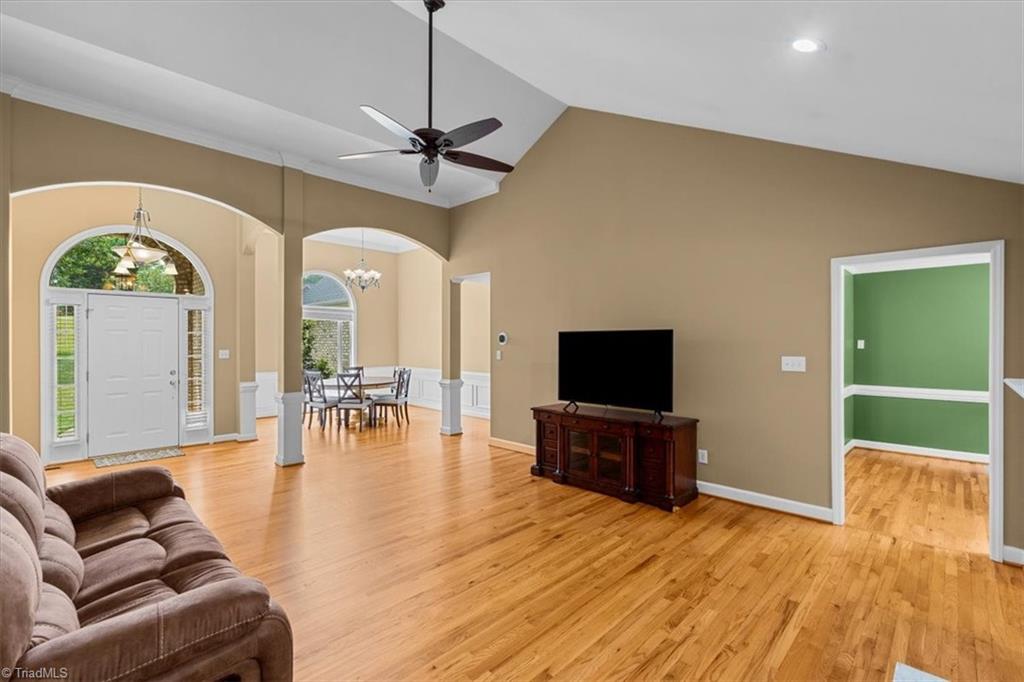 592 Carson Ridge Drive Oak Ridge, NC 27310 - Photo 7 of 39 Living Room