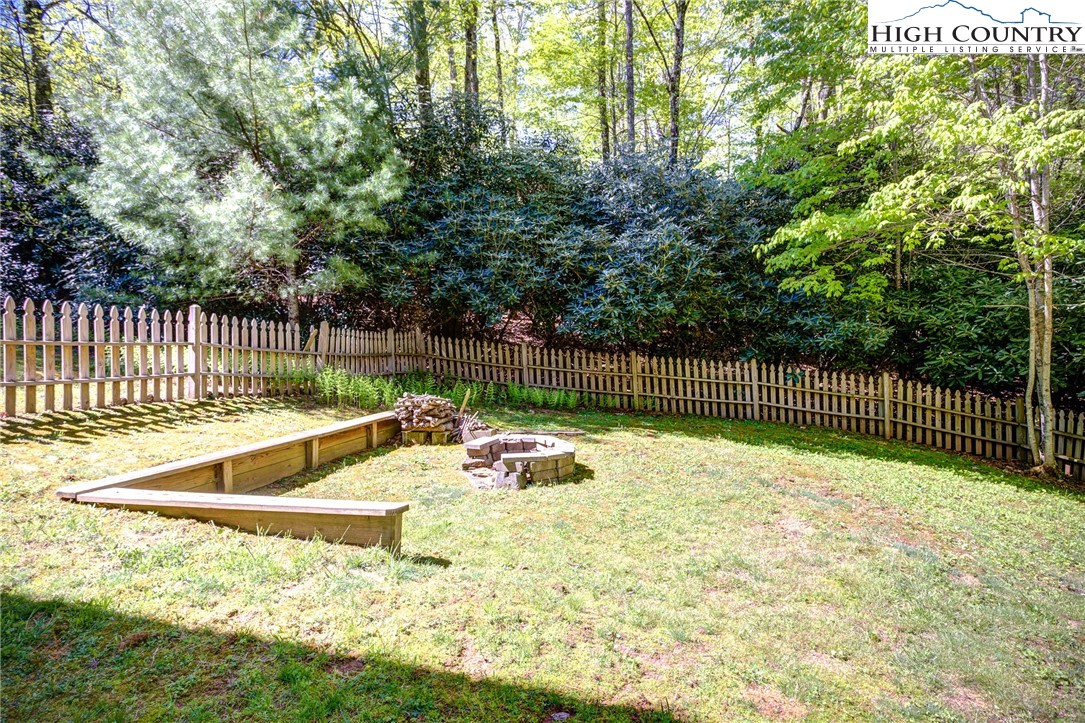 120 Berton Street Boone, NC 28607 - Photo 5 of 35 Gallery Image 5
