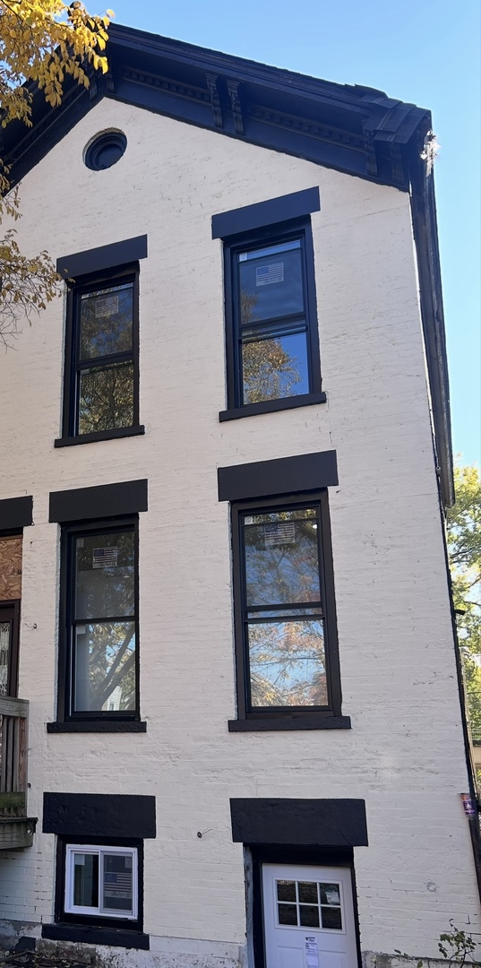 3445 West Walnut Street Chicago, IL 60624 - Photo 1 of 5 a view of a door of the house