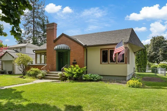 $460,000 | 904 East 40th Avenue, Spokane, WA 99203