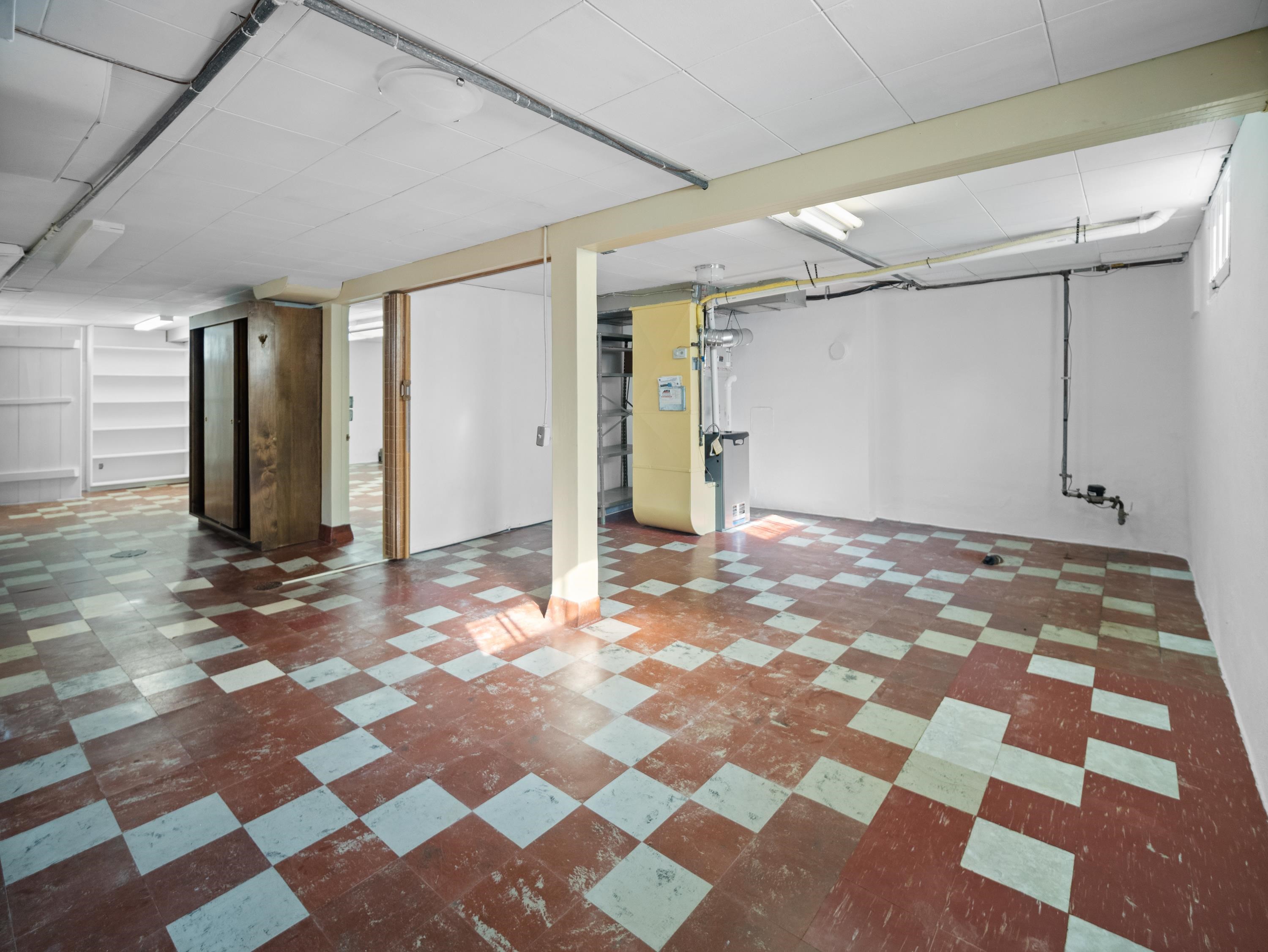 904 East 40th Avenue Spokane, WA 99203 - Photo 20 of 40