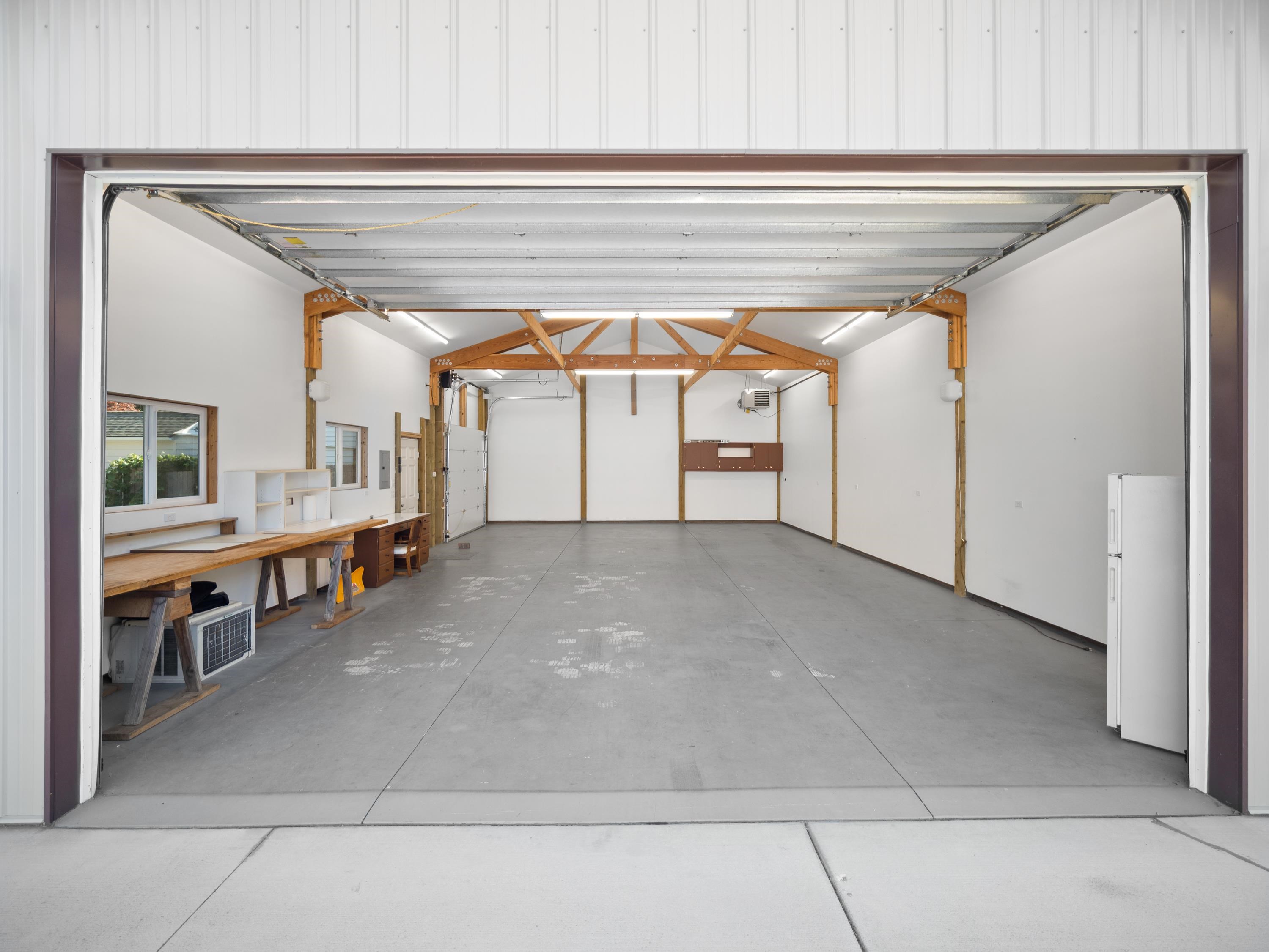 904 East 40th Avenue Spokane, WA 99203 - Photo 33 of 40