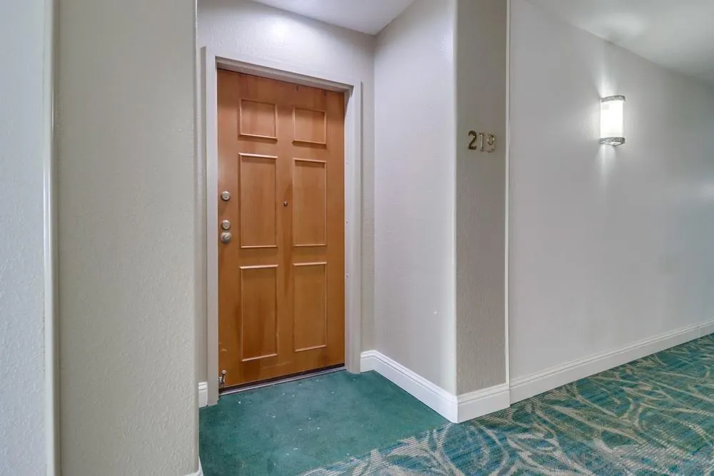 5665 Friars Road, Unit 219 San Diego, CA 92110 - Photo 22 of 34 a view of an empty room