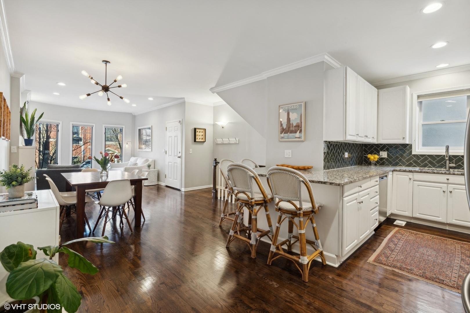 3141 North Racine Avenue, Unit 1 Chicago, IL 60657 - Photo 6 of 18