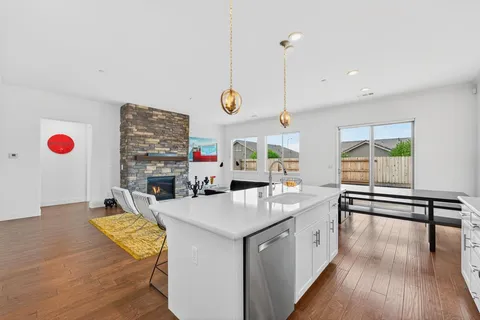 $845,000 | 1650 Clover Court, Hollister, CA 95023