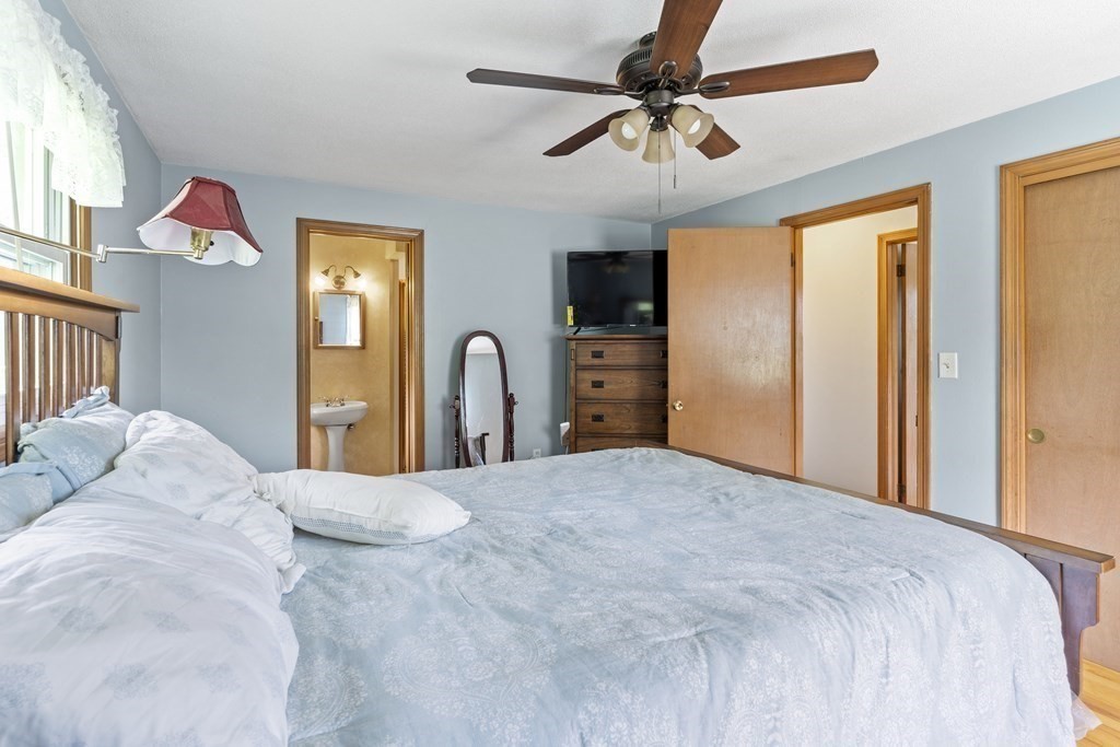 108 Gilbert Road Southampton, MA 01073 - Photo 22 of 39