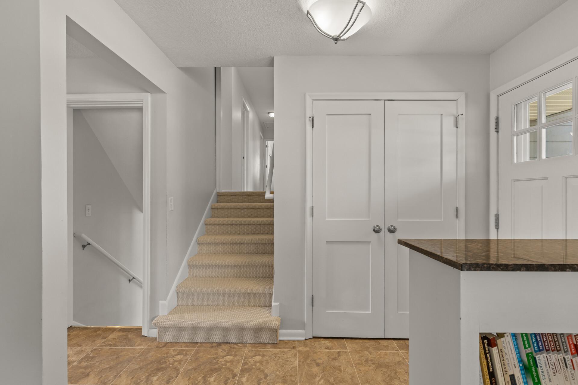 5504 McGuire Road Edina, MN 55439 - Photo 14 of 47