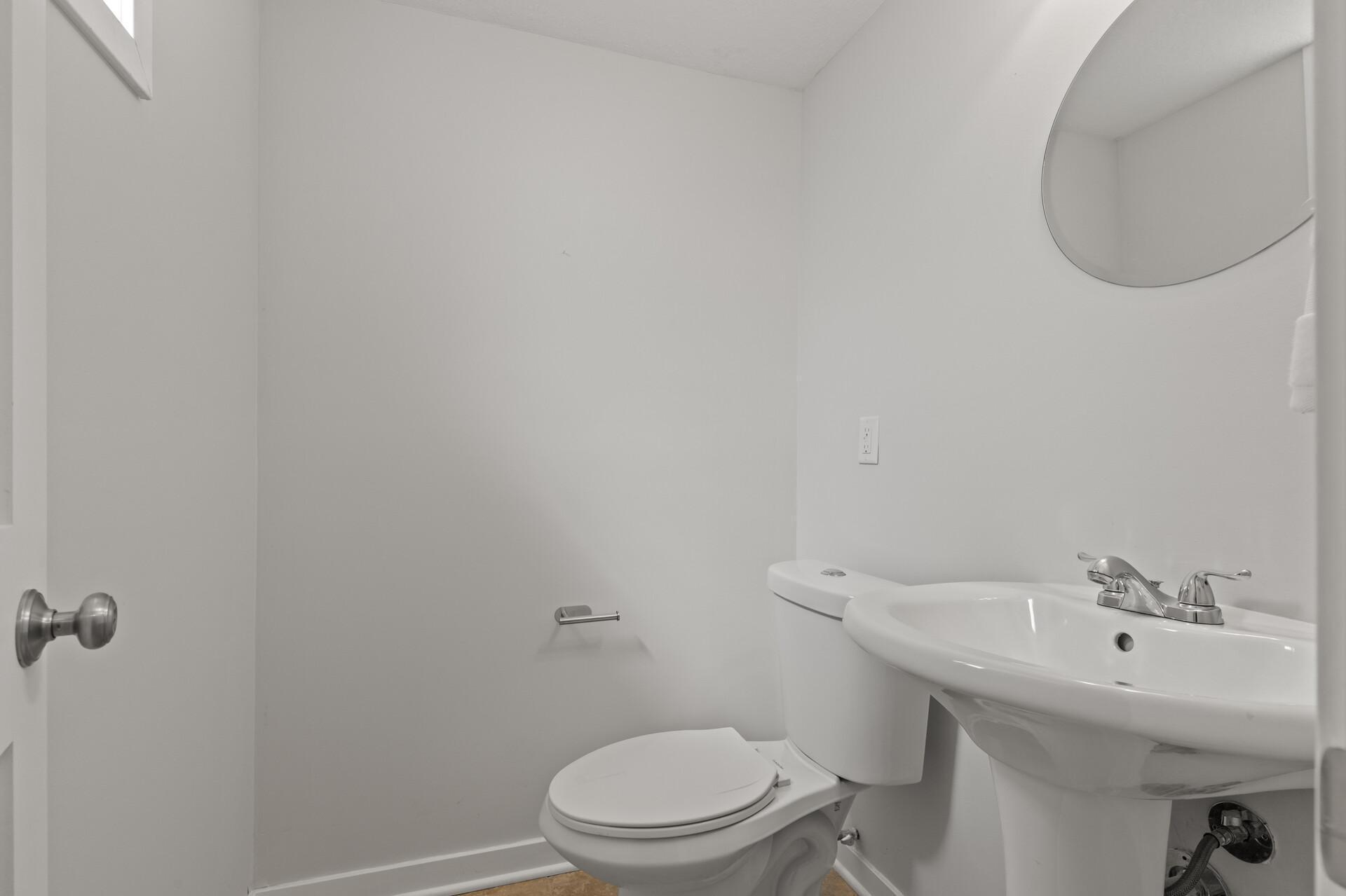 5504 McGuire Road Edina, MN 55439 - Photo 37 of 47