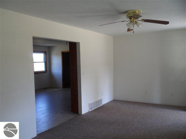 2275 Valley Road Mancelona, MI 49659 - Photo 9 of 25 1739132-8.JPG