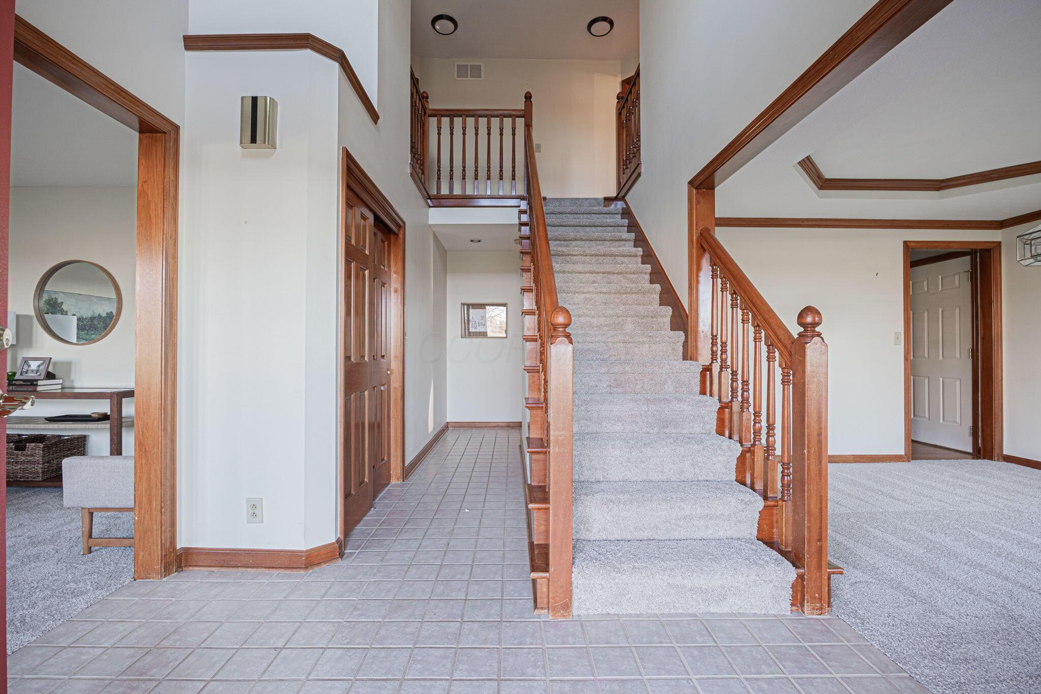 13521 Palmer Road Southwest Etna, OH 43068 - Photo 5 of 50 Front Entry