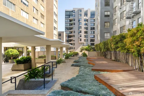 $895,000 | 1001 Pine Street, Unit 1402, San Francisco, CA 94109