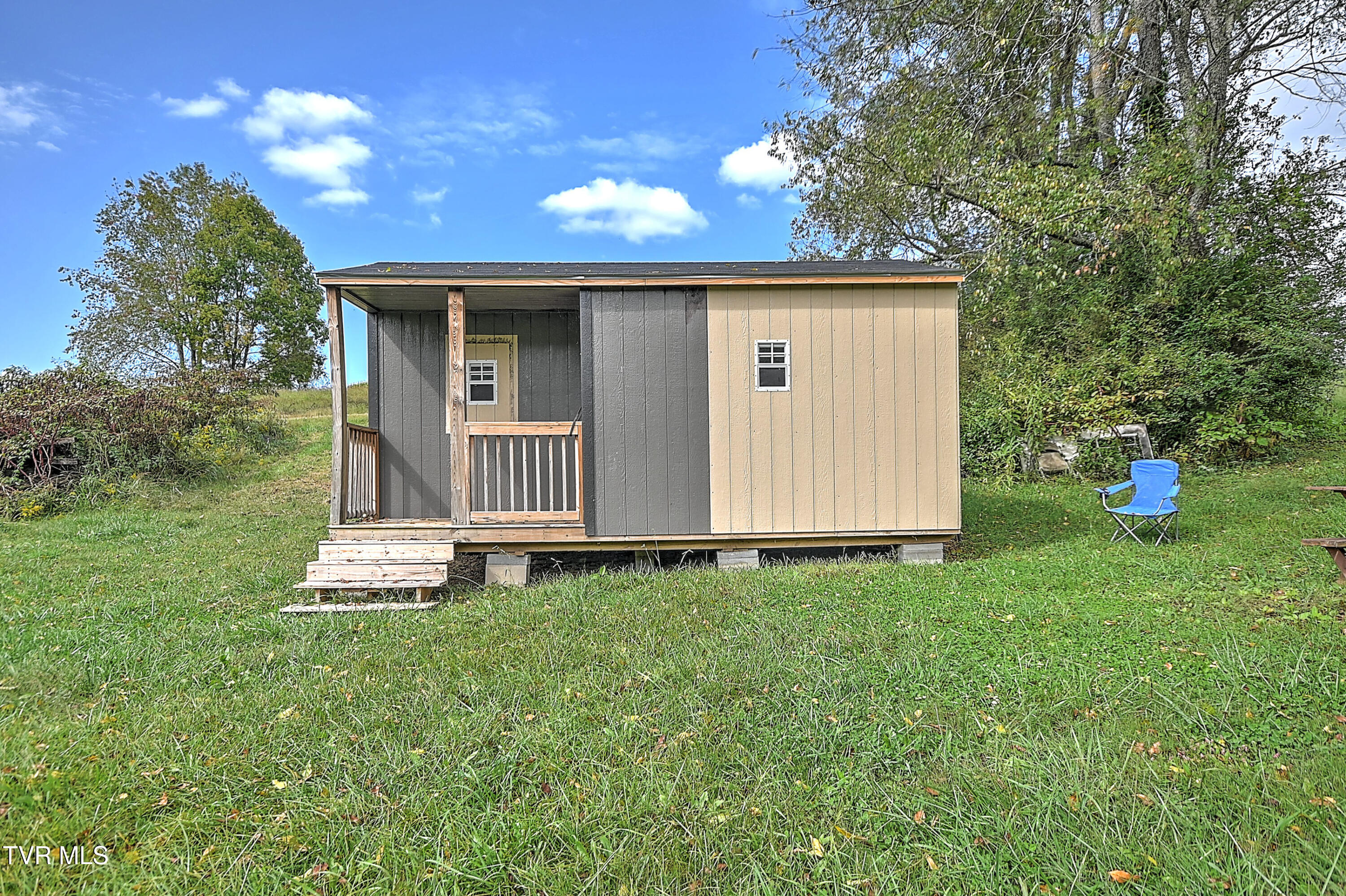 21527 Campground Road Bristol, VA 24202 - Photo 9 of 33 Campground GUnit-4