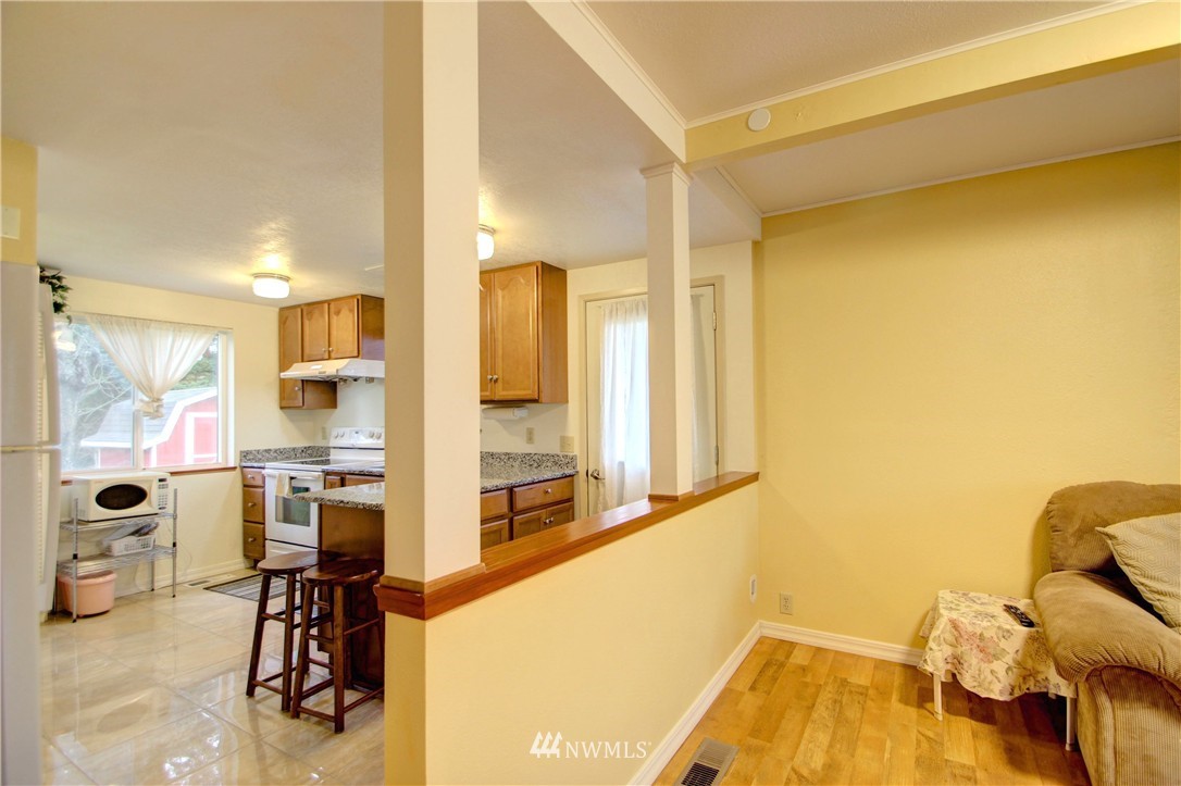 8255 Chilliwack Road Blaine, WA 98230 - Photo 4 of 24 Gallery Image 4