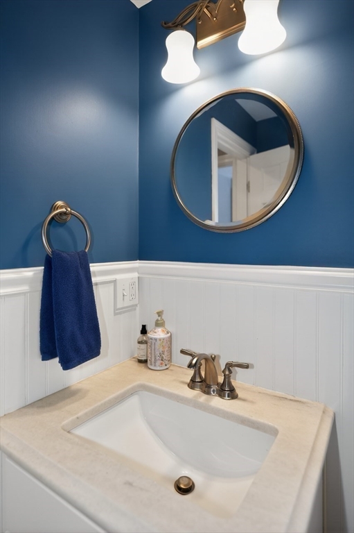 15 Fox Run Road Medway, MA 02053 - Photo 23 of 35