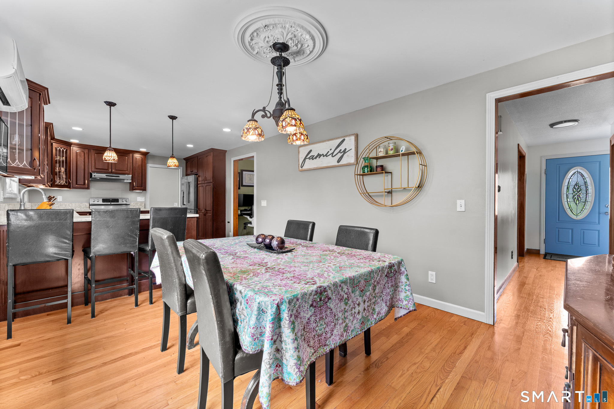 625 Mather Street Suffield, CT 06078 - Photo 9 of 23