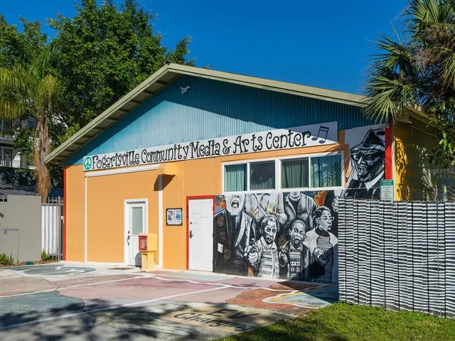 $1,394,600 | 1343 4th Street, Unit 101, Sarasota, FL 34236