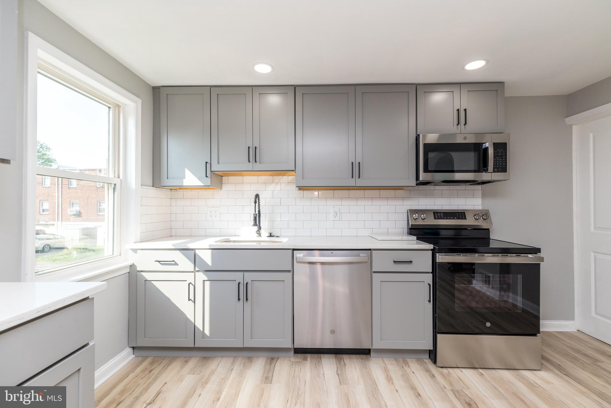 215 Ridge Street Lansdale, PA 19446 - Photo 2 of 28 Kitchen