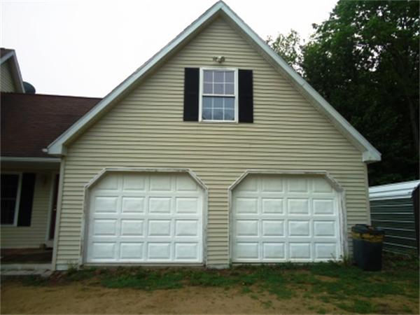 120 Clapp Road Hardwick, MA 01037 - Photo 5 of 20 a front view of a house